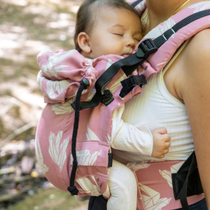 Huggy Nest Baby Carrier - Dock Dahlia