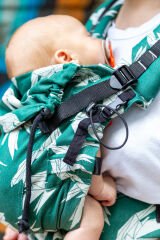 Huggy Nest Baby Carrier - Dock Jade