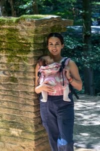 Huggy Softy Baby Size Carrier - Dock Dahlia