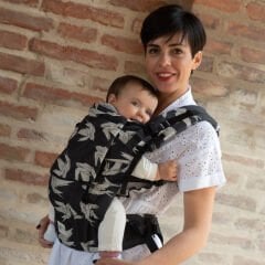 Huggy Softy Baby Size Carrier - Dock Yin Yang