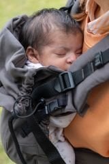 Huggy Softy Baby Size Carrier - Wood