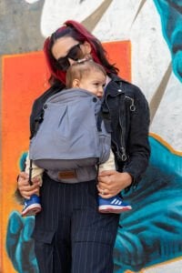 Huggy Plus Toddler Size Carrier - Anthracite