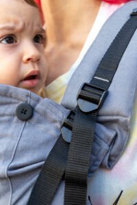 Huggy Plus Toddler Size Carrier - Anthracite
