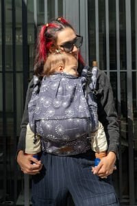 Huggy Plus Toddler Size Carrier - Dandelion Mist