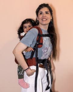 Huggy Plus Toddler Size Carrier - Cocoa