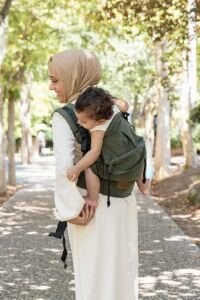Huggy Plus Toddler Size Carrier - Olive