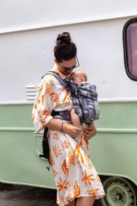 Huggy Nest Baby Carrier - Huggadocia Mist